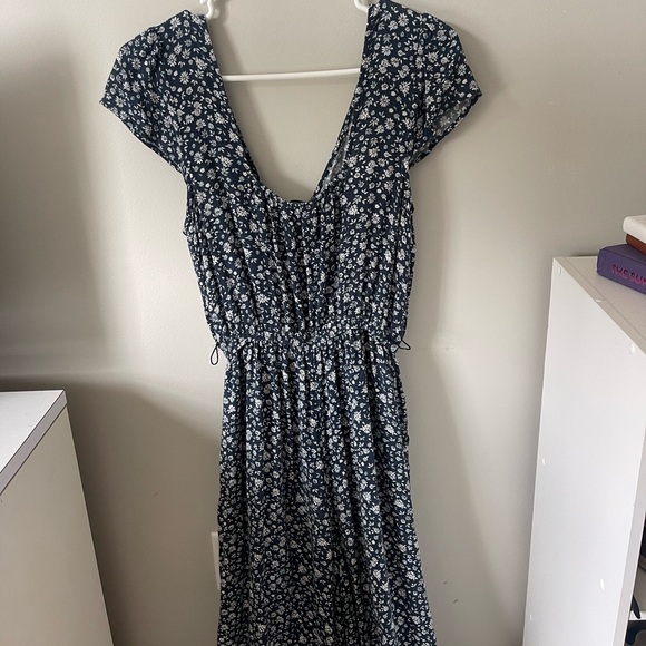 AE Blue Flower Romper - Picture 2 of 3